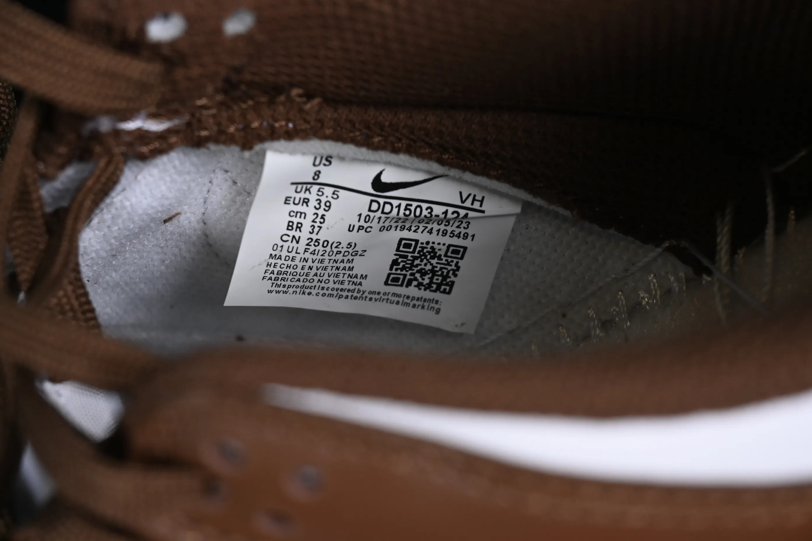 All Categories Nk SB Dunk Series Nk SB Dunk Low Low-top sneakers Nk Dunk Low "Cacao Wow" Mocha color SB low-top casual sneakers DD1503-124